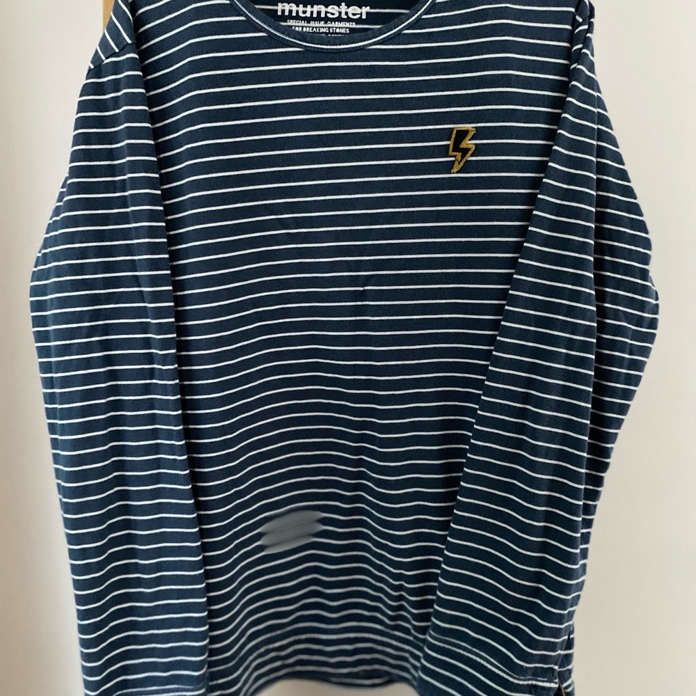Long sleeve T-shirt from Munster Kids.